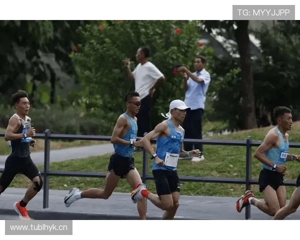 吴向东训练完顺手给老婆转了六位数零花钱