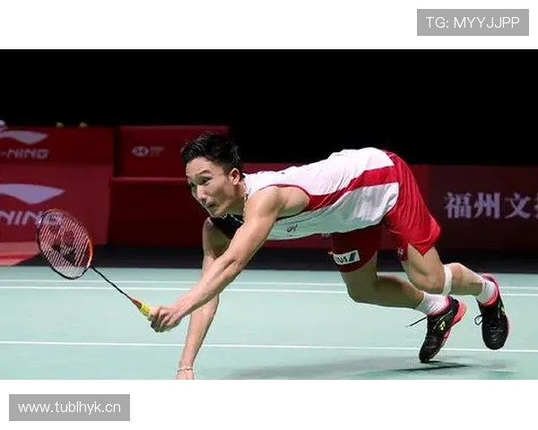 桃田贤斗随手一件T恤的价格让我怀疑人生